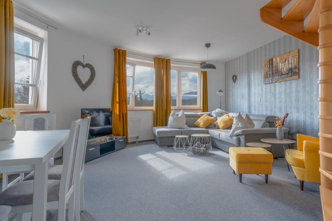Apartman Amore Bešeňová Екстериор снимка